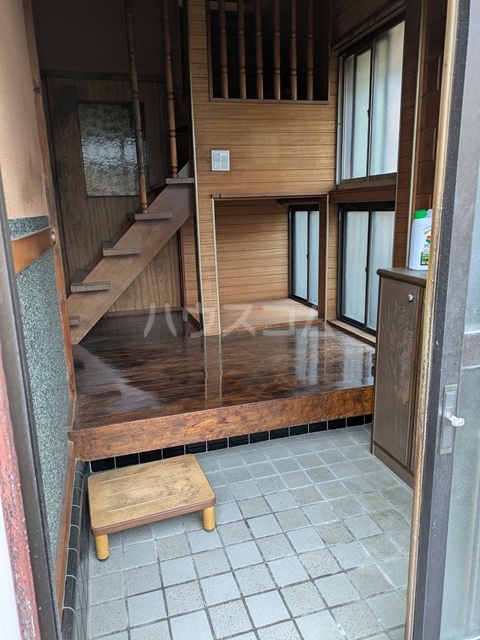 4/8 玄関