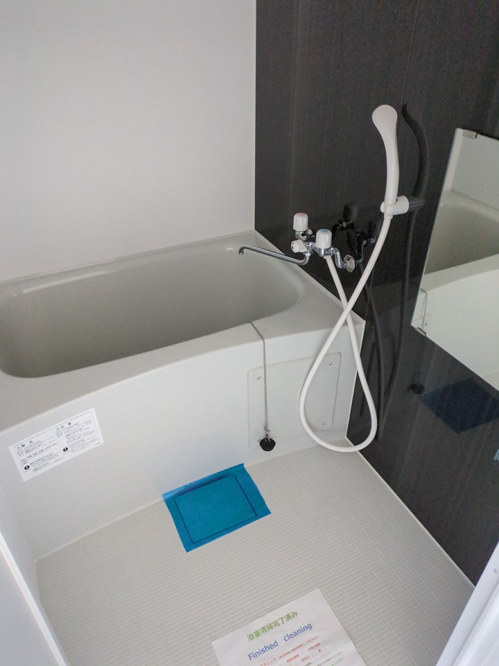8/18 浴室