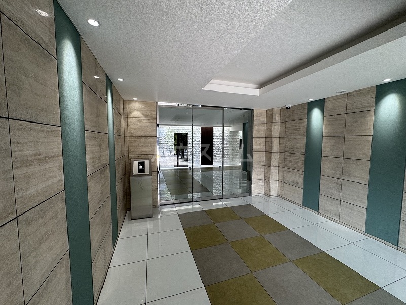 17/21 エントランス