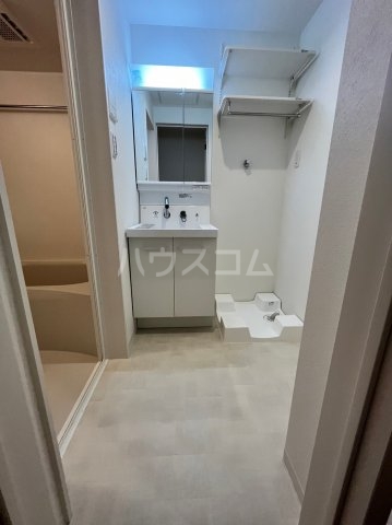 16/27 洗面