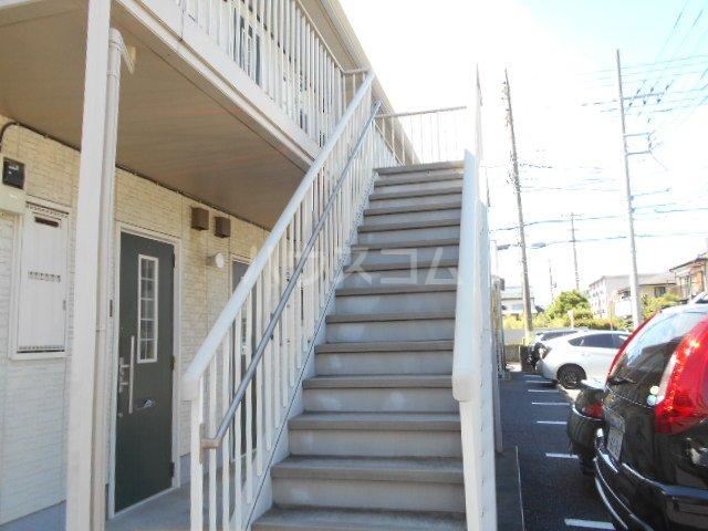 20/30 エントランス