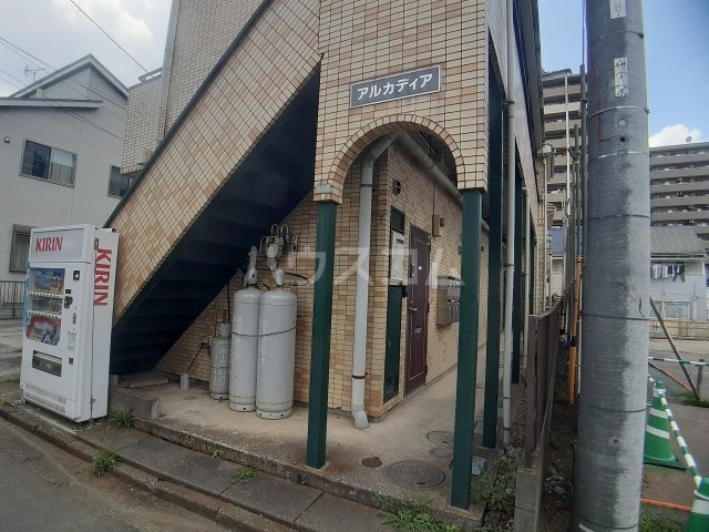 2/6 エントランス