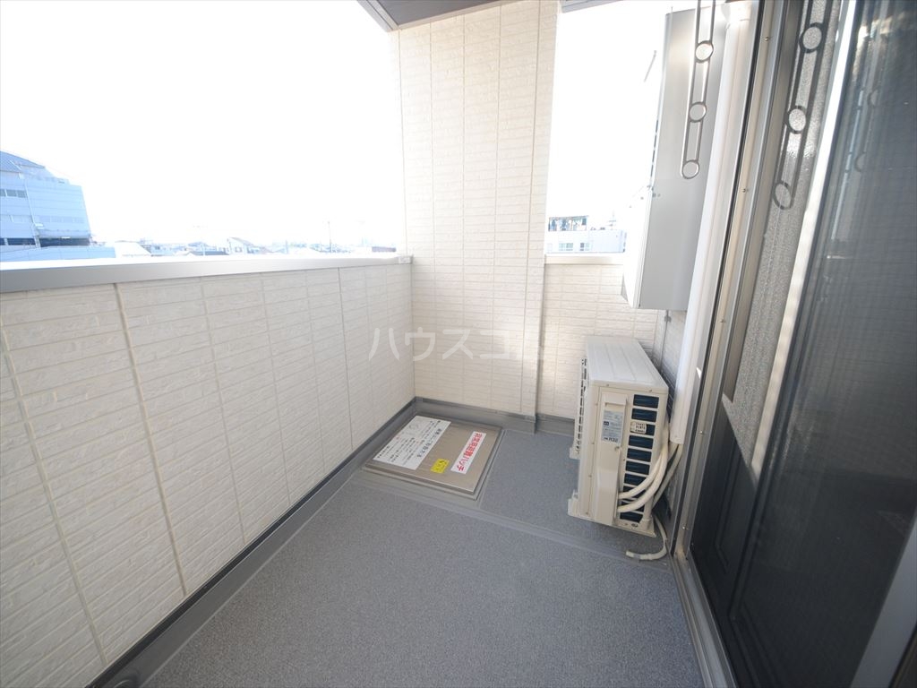 20/30 バルコニー