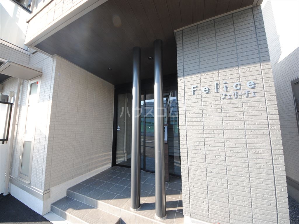 29/30 エントランス