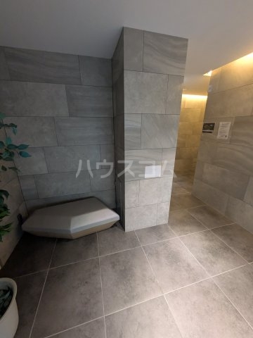 2/3 エントランス