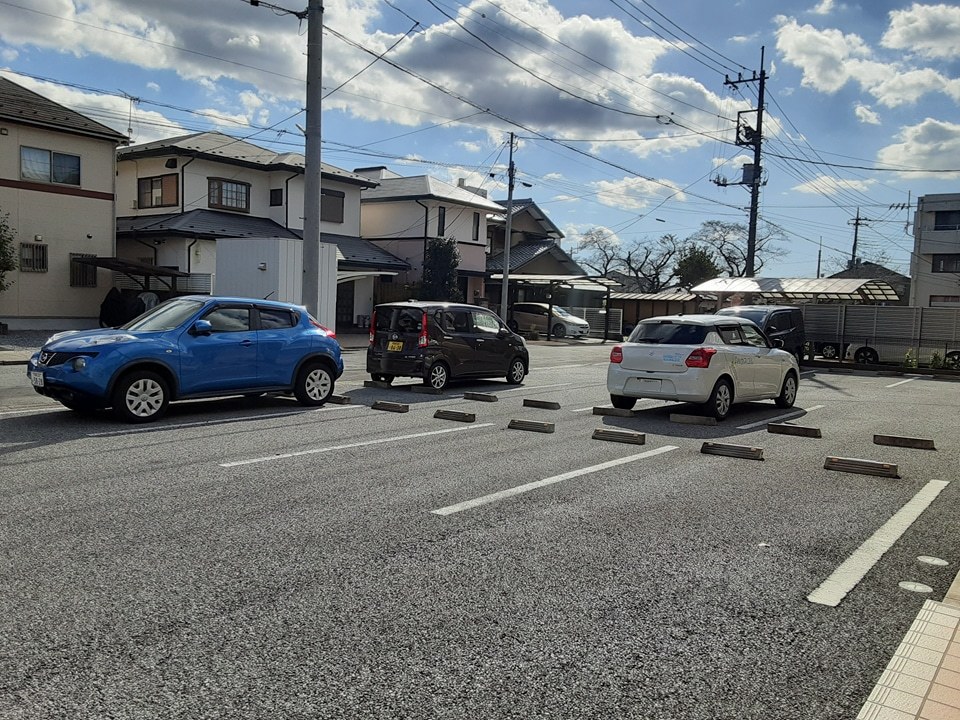 21/29 駐車場
