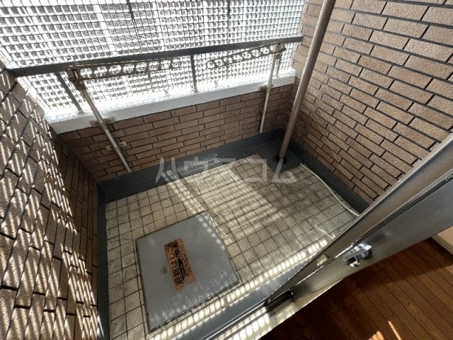 18/30 バルコニー