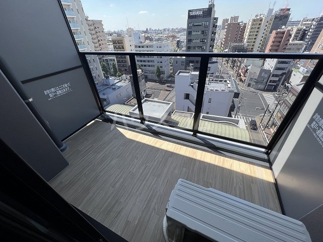 14/28 バルコニー