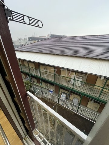 13/27 バルコニー