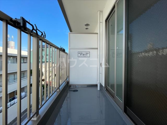 21/30 バルコニー