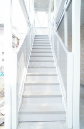 19/26 エントランス