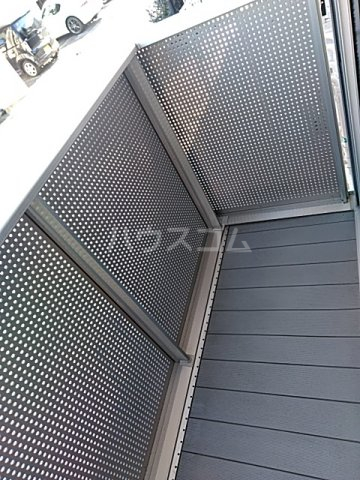 23/30 バルコニー