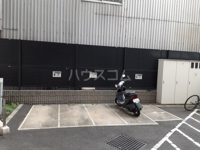 7/8 駐車場