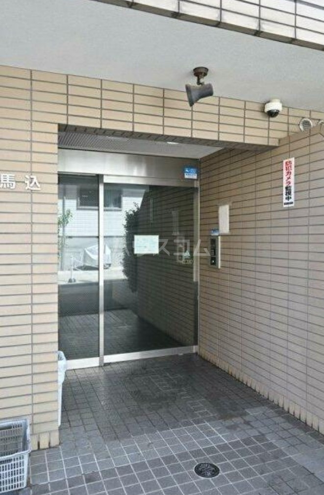 3/6 エントランス