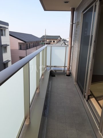 25/30 バルコニー