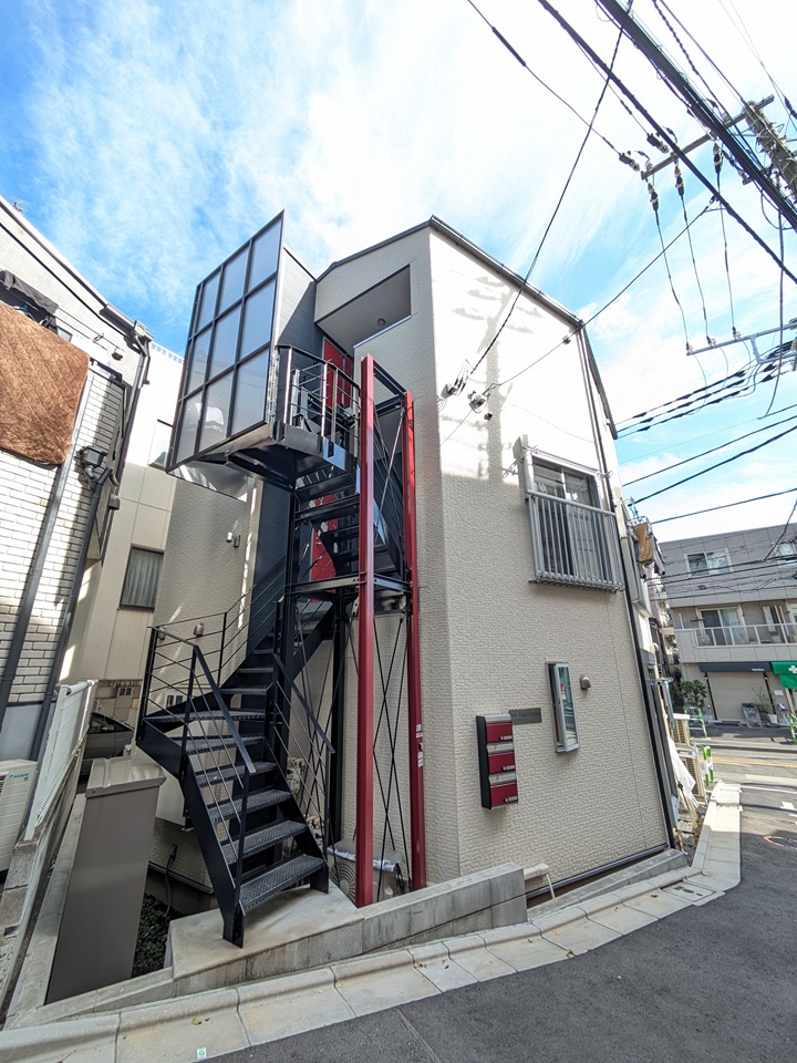 3/8 エントランス