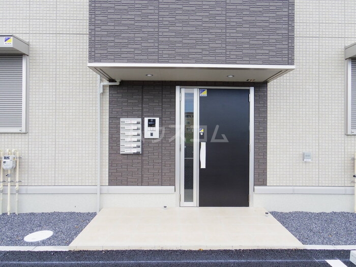 20/22 エントランス