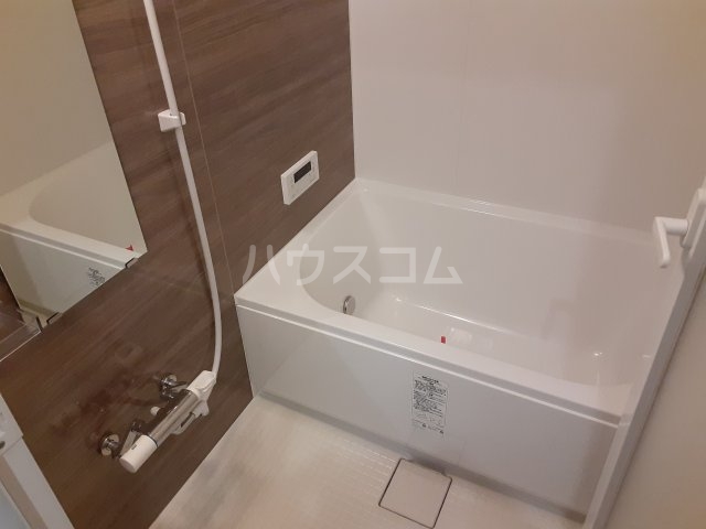 16/30 浴室