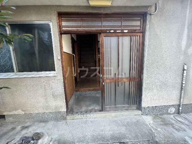 29/30 エントランス