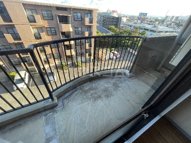 16/27 バルコニー