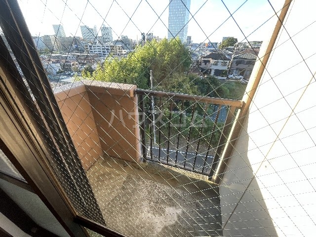 17/27 バルコニー