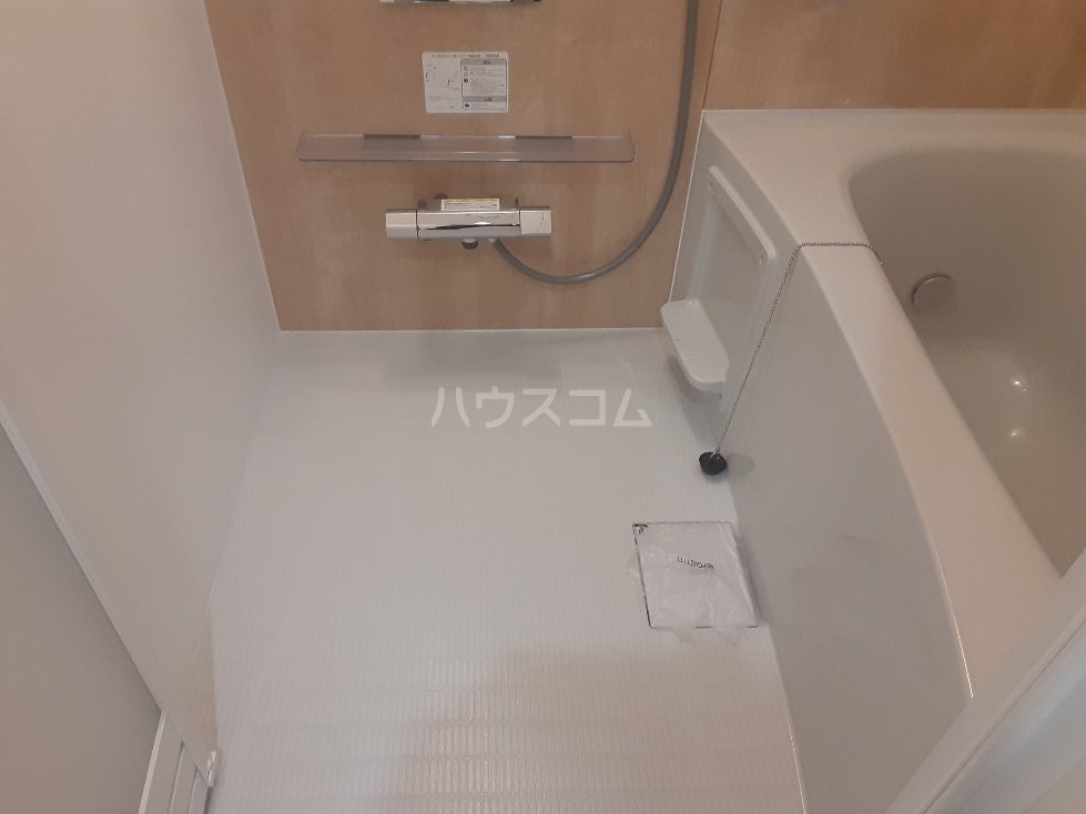 16/30 浴室