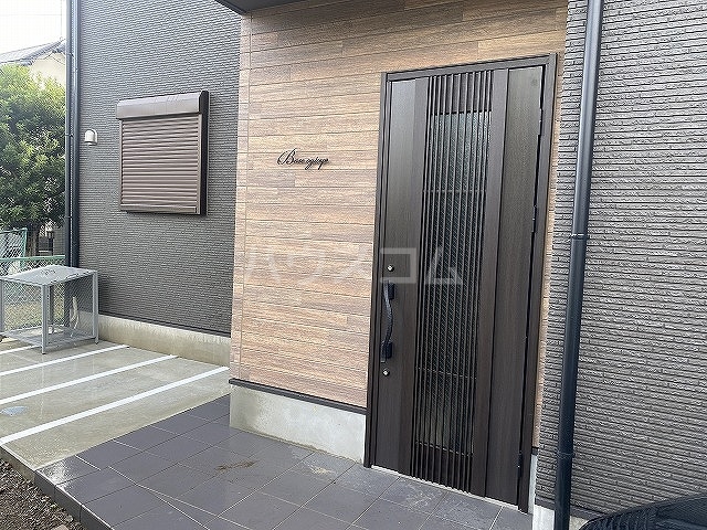 29/30 エントランス