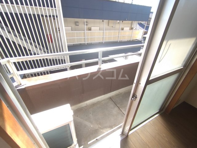 15/23 バルコニー