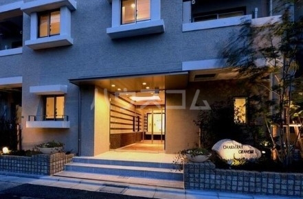 13/21 エントランス