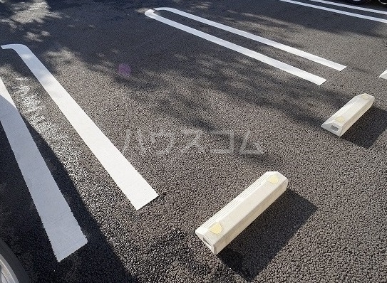 14/20 駐車場