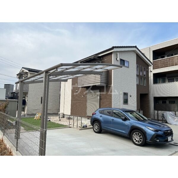 14/18 駐車場