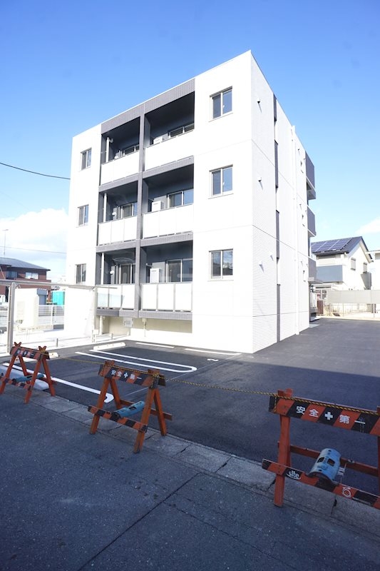 2/30 外観