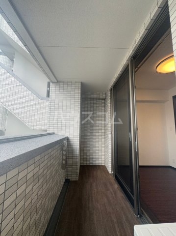 23/30 バルコニー