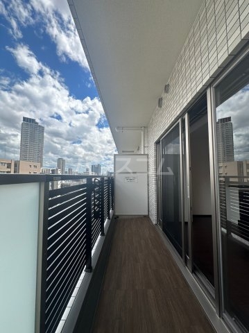 23/30 バルコニー