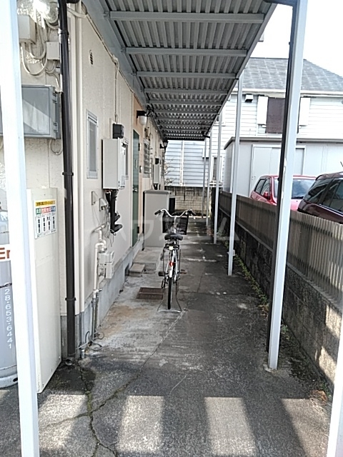 20/28 エントランス