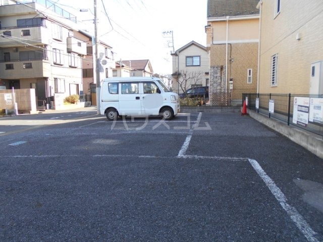 19/26 駐車場