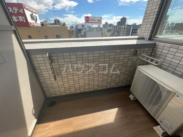 19/30 バルコニー