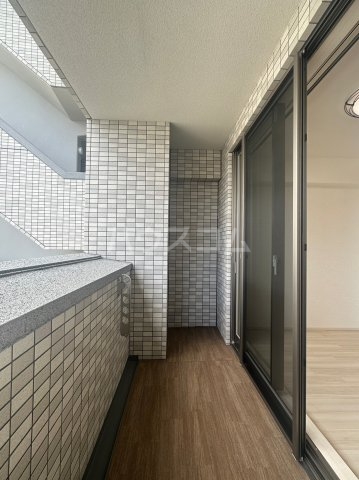 19/30 バルコニー