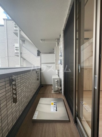 19/30 バルコニー