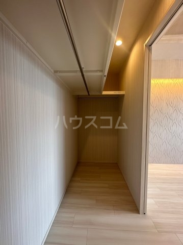 13/30 収納
