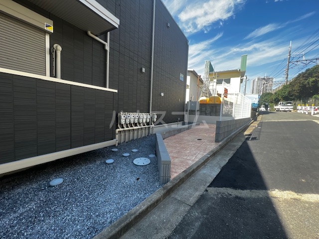 14/16 エントランス