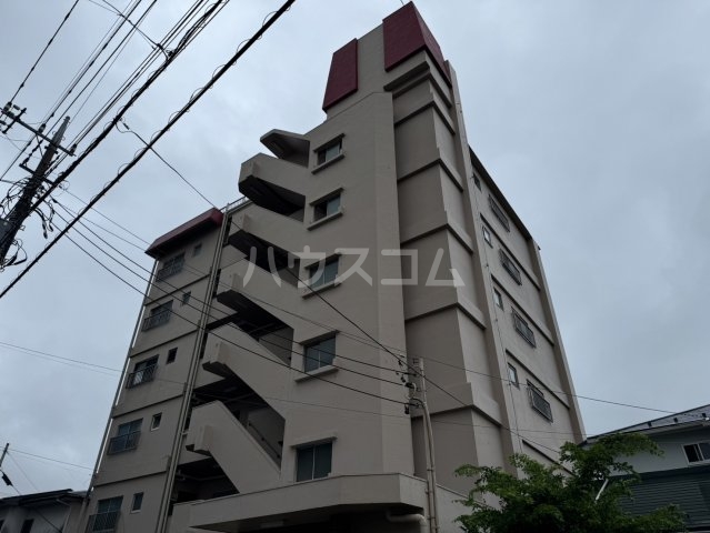 2/4 外観