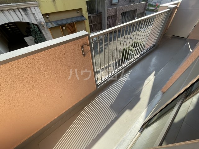 15/26 バルコニー