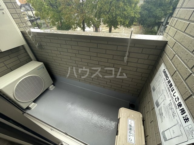 22/28 バルコニー