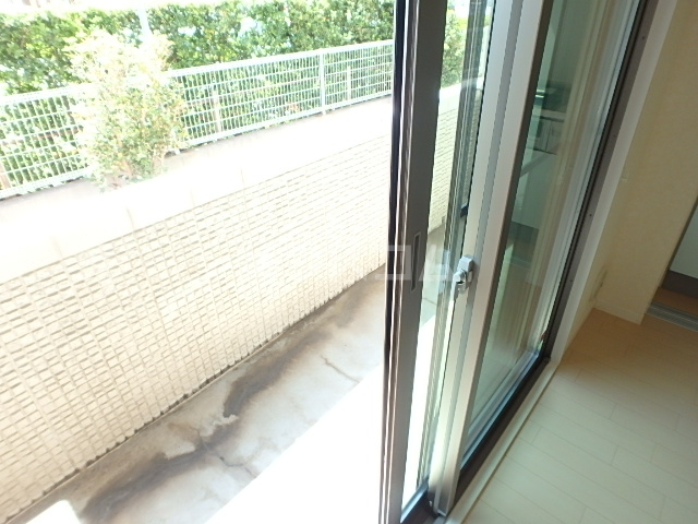 23/30 バルコニー