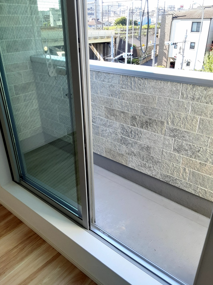 21/30 バルコニー