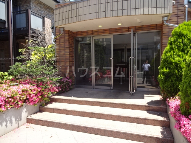 15/25 エントランス