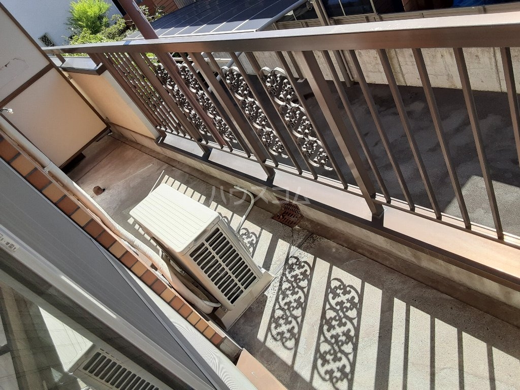 21/30 バルコニー