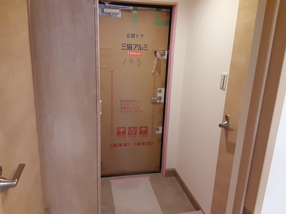 玄関