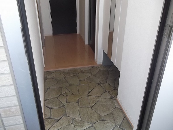 7/24 玄関